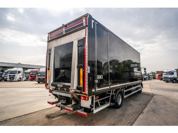 Renault D250 16T.- 36000 KM +DHOLLANDIA 2T. إيجار Renault D250 16T.- 36000 KM +DHOLLANDIA 2T.: صور 4