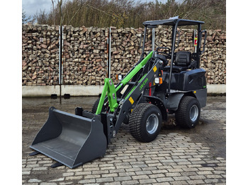 اللودر بعجل WCM