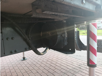 شاحنة كرين MERCEDES-BENZ Atego 1524: صور 5 شاحنة كرين MERCEDES-BENZ Atego 1524: صور 5