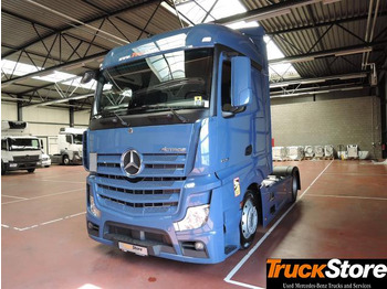 شاحنة جرار MERCEDES-BENZ Actros 1845