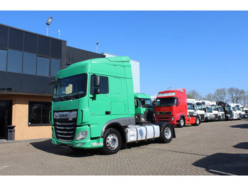 شاحنة جرار DAF XF 106 480