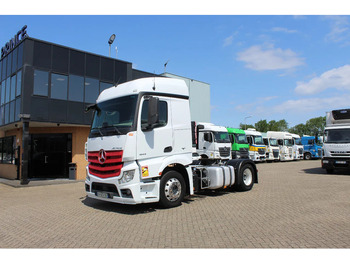 شاحنة جرار MERCEDES-BENZ Actros 1843