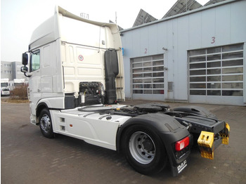 شاحنة جرار DAF XF 106.530 SSC, HYDRAULIK, STAND KLIMA, TOP DAF XF 106.530 SSC, HYDRAULIK, STAND KLIMA, TOP: صور 4 شاحنة جرار DAF XF 106.530 SSC, HYDRAULIK, STAND KLIMA, TOP DAF XF 106.530 SSC, HYDRAULIK, STAND KLIMA, TOP: صور 4