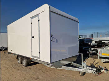 بصندوق مغلق مقطورة