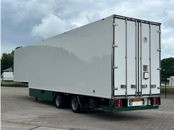 مبردة نصف مقطورة