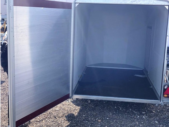 جديد بصندوق مغلق مقطورة Cheval Liberte Debon Roadster 500 Alu 2600 kg, 100 km/h, 320x167x200cm: صور 2 جديد بصندوق مغلق مقطورة Cheval Liberte Debon Roadster 500 Alu 2600 kg, 100 km/h, 320x167x200cm: صور 2