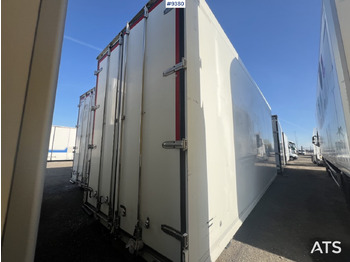 جسم السيارة - ثلاجة