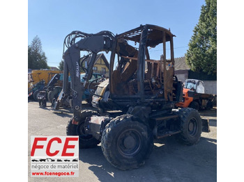 حفارة على عجلات MECALAC