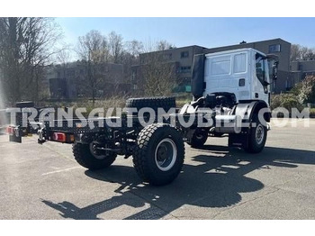 جديد الشاسيه شاحنة Iveco Eurocargo ML150E24WS 5.9L TURBO DIESEL 4x4 EURO3 CHASSIS CAB - EXPORT OUT EU: صور 2 جديد الشاسيه شاحنة Iveco Eurocargo ML150E24WS 5.9L TURBO DIESEL 4x4 EURO3 CHASSIS CAB - EXPORT OUT EU: صور 2