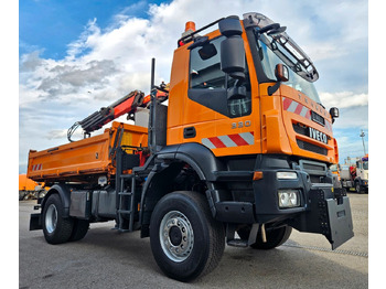 قلابات IVECO Trakker