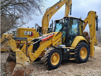 حفار متعدد الاستخدام CATERPILLAR 428