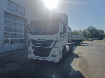 شاحنة جرار IVECO Stralis 440