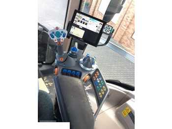 الكابينة والداخلية FENDT