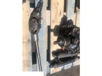 المحور و قطع الغيار