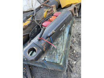 الاسطوانة الهيدروليكية JCB