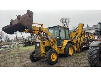 حفار متعدد الاستخدام MASSEY FERGUSON