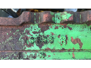 المحور و قطع الغيار CARRARO