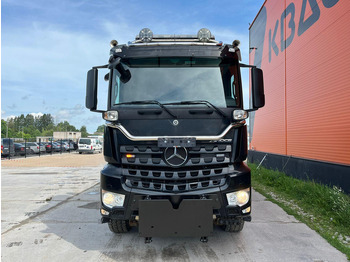 قلابات Mercedes-Benz Arocs 3253 8x4 RETARDER / SNOW PLOW EQUIPMENT: صور 3