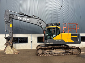 حفارات زحافة VOLVO EC220EL