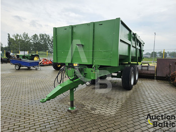 قلابة مقطورة