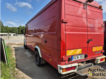 فان المدمجة Mercedes-Benz 711 D: صور 4