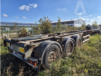 الخيمة نصف مقطورة RENDERS