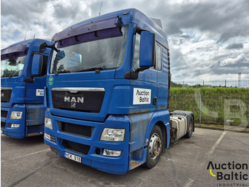 شاحنة جرار MAN TGX 18.440