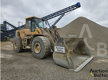 اللودر بعجل VOLVO L180F