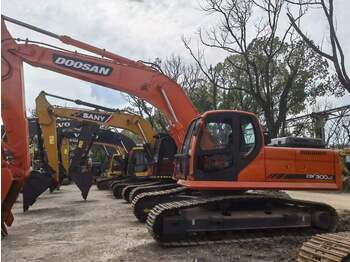 حفارات زحافة DOOSAN DX300