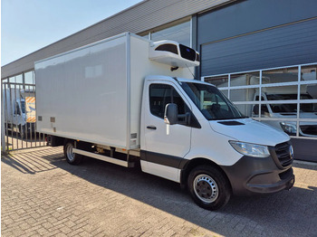 الشاحنات الصغيرة المبردة MERCEDES-BENZ Sprinter 519