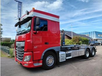 شاحنة ذات الخطاف DAF XF 460