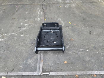 وصلة الربط للمعدات المعلقة