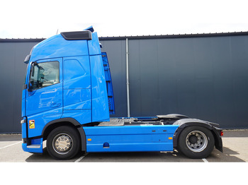 شاحنة جرار VOLVO FH 460