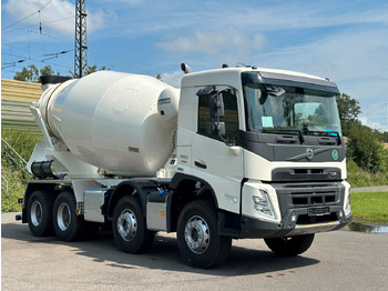 شاحنة خلاطة خرسانة VOLVO FMX 500