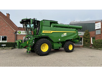 حصادة شاملة JOHN DEERE