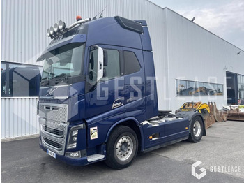 شاحنة جرار VOLVO FH