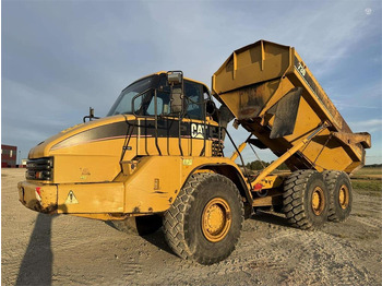 شاحنة مفصلية CATERPILLAR 730