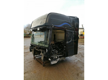 الكابينة والداخلية SCANIA