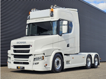 شاحنة جرار SCANIA T 660 V8