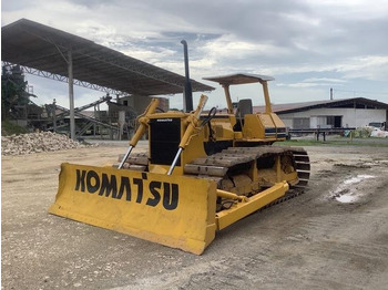 بلدوزر KOMATSU