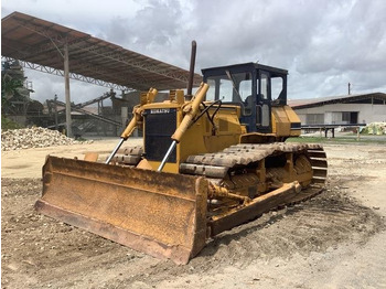 بلدوزر KOMATSU