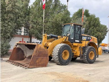 اللودر بعجل CATERPILLAR 972K