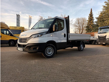 الشاحنات الصغيرة المسطحة IVECO Daily 35s16