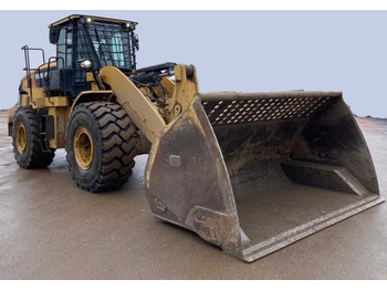 لودر CATERPILLAR 950M