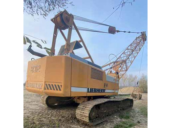 حفارات ساحبة LIEBHERR HS 832 HD