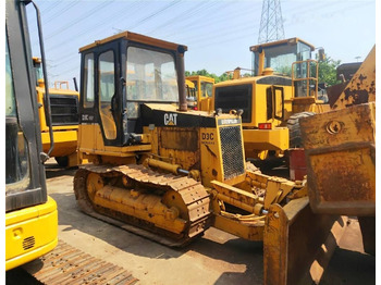 بلدوزر CATERPILLAR D3C