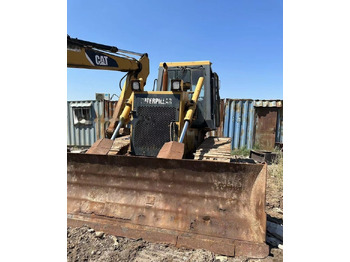 بلدوزر CATERPILLAR D6G