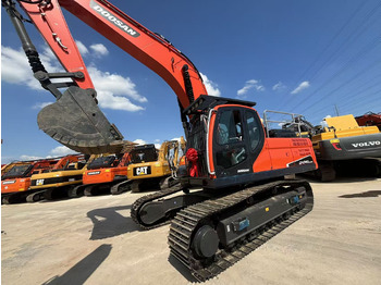 حفارة DOOSAN DX340