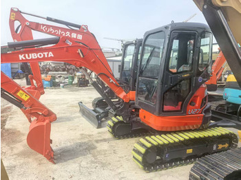 حفارة مصغرة KUBOTA U27