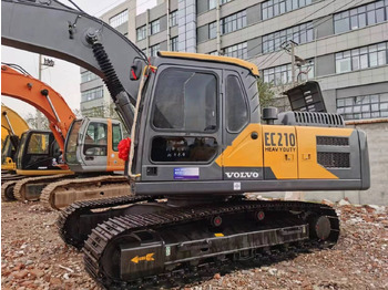 حفارات زحافة VOLVO EC210